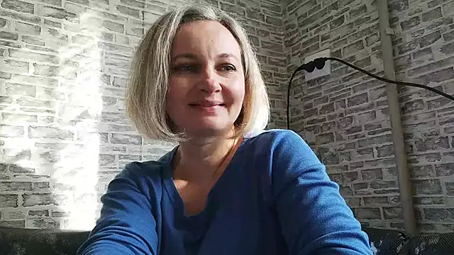 EdithManning online show from 10, 2, 2025