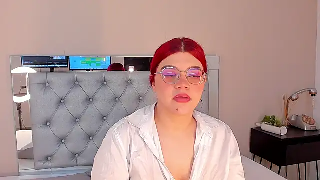 Snapshot of Osiris_rusos chatting on 11, 12, 2024 Osiris rusos online show from 11, 12, 2024