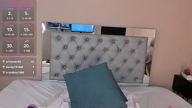 Snapshot of Osiris_rusos chatting on 30, 12, 2024 Osiris rusos online show from 30, 12, 2024