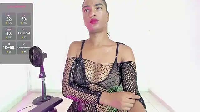 Snapshot of Zaya_Smith chatting on 4, 10, 2025 Zaya Smith online show from 4, 10, 2025