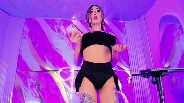 The Babylon of girls online show from 15, 3, 2026