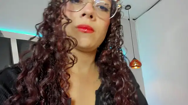 Snapshot of antonelllepiercee chatting on 8, 1, 2025 antonelllepiercee online show from 8, 1, 2025
