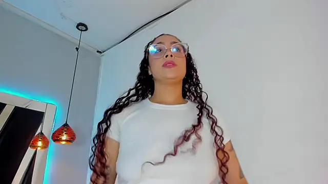 Snapshot of antonelllepiercee chatting on 17, 1, 2025 antonelllepiercee online show from 17, 1, 2025