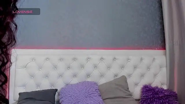 Snapshot of antonelllepiercee chatting on 17, 1, 2025 antonelllepiercee online show from 17, 1, 2025