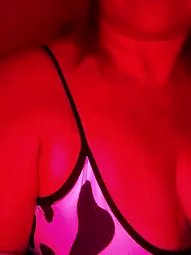 Snapshot of Kasandra_Ho chatting on 14, 12, 2024 Kasandra Ho online show from 14, 12, 2024