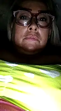 Snapshot of Kasandra_Ho chatting on 1, 2, 2025 Kasandra Ho online show from 1, 2, 2025