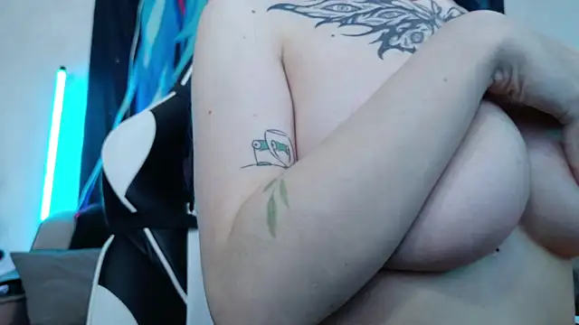 Aurora Natsuki online show from 18, 12, 2025