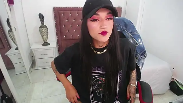 amelierouss online show from 14, 1, 2025