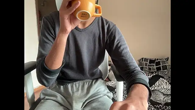 Snapshot of meatycronn chatting on 7, 1, 2026 meatycronn online show from 7, 1, 2026