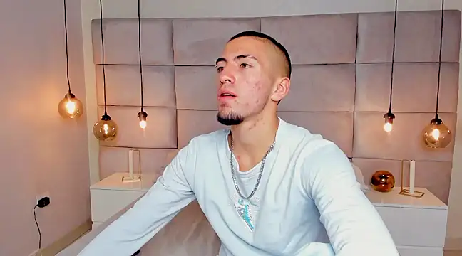 Snapshot of King_Dante_ chatting on 16, 12, 2024 King Dante online show from 16, 12, 2024