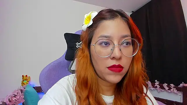 Snapshot of _Moon_Johnson chatting on 11, 11, 2025 Moon Johnson online show from 11, 11, 2025