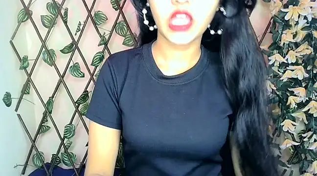 Snapshot of SUZY_FROMUS chatting on 28, 1, 2025 SUZY FROMUS online show from 28, 1, 2025