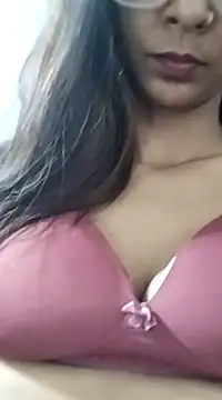 Snapshot of Aaliya_Love chatting on 17, 12, 2024 Aaliya Love online show from 17, 12, 2024