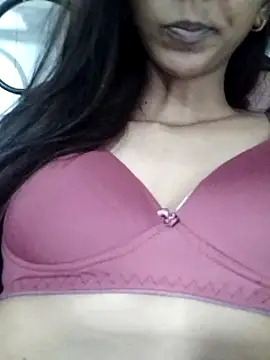 Snapshot of Aaliya_Love chatting on 18, 12, 2024 Aaliya Love online show from 18, 12, 2024