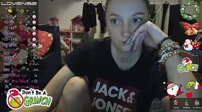 Snapshot of sweetsquirrel91 chatting on 10, 12, 2024 sweetsquirrel91 online show from 10, 12, 2024