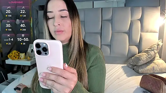 AliceSteel12 online show from 24, 10, 2025