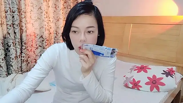 Linda-LL online show from 1, 3, 2025