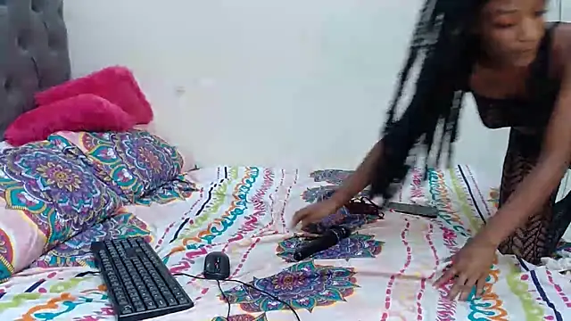 SHANTYBABE online show from 6, 12, 2024