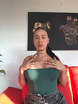 paisitahot1975 online show from 10, 1, 2025