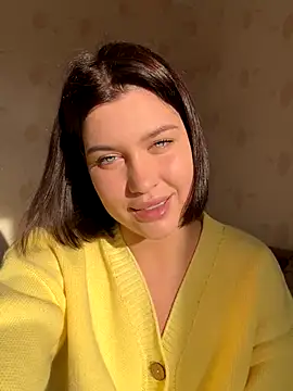 KikiWatson online show from 18, 10, 2025