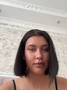 KikiWatson online show from 6, 2, 2026