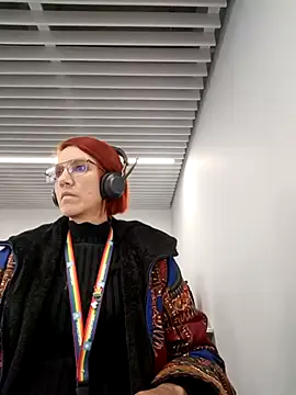 your red rose  online show from 11, 2, 2025