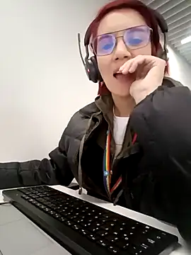 your red rose  online show from 6, 3, 2025