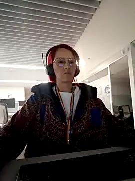 your red rose  online show from 12, 3, 2025