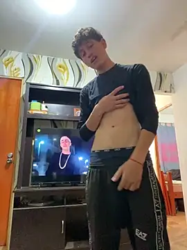 LatinBoysxxx online show from 31, 3, 2026