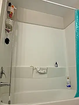 thatonespicychick online show from 12, 9, 2025