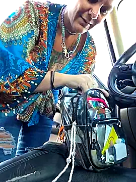 thatonespicychick online show from 16, 9, 2025