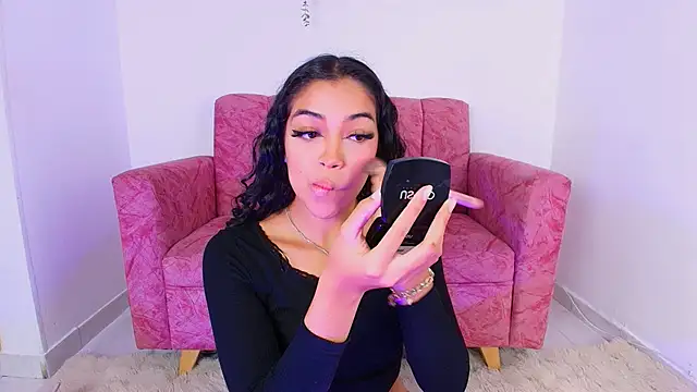 Snapshot of Sara_Jhonson chatting on 11, 9, 2025 Sara Jhonson online show from 11, 9, 2025