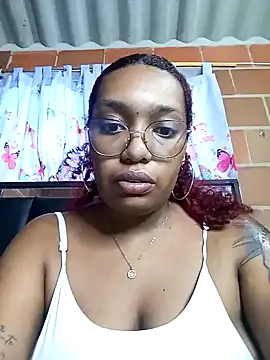 Cinnamon-Skin online show from 15, 1, 2025