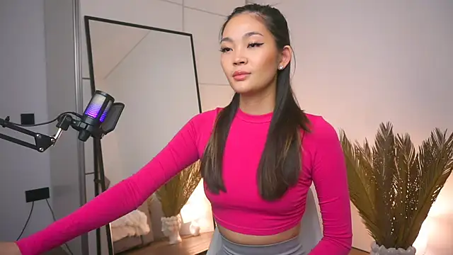 Peopleneedlove144 online show from 7, 2, 2025