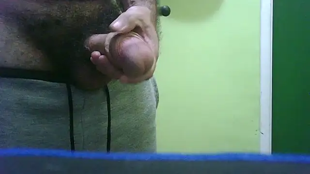 loganwolverine02 online show from 29, 1, 2025