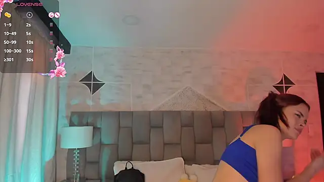 HannaRhodes online show from 10, 1, 2025