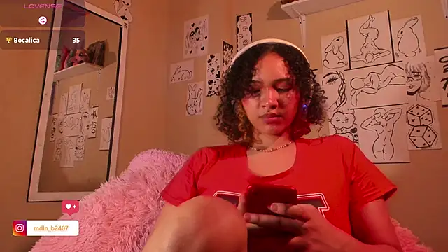 Snapshot of MadelineBenet chatting on 18, 3, 2025 MadelineBenet online show from 18, 3, 2025