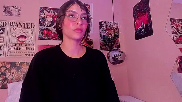 Snapshot of Luna-Chann chatting on 11, 3, 2025 Luna-Chann online show from 11, 3, 2025