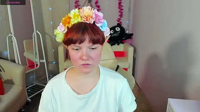 Snapshot of DreamyLuna chatting on 16, 10, 2025 DreamyLuna online show from 16, 10, 2025