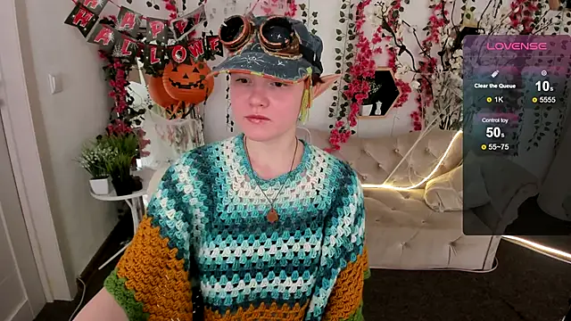 Snapshot of DreamyLuna chatting on 31, 10, 2025 DreamyLuna online show from 31, 10, 2025