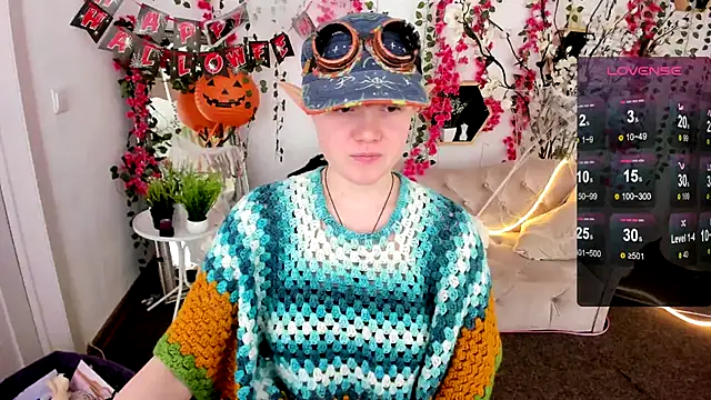 Snapshot of DreamyLuna chatting on 1, 11, 2025 DreamyLuna online show from 1, 11, 2025