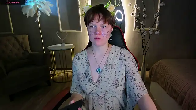 Snapshot of DreamyLuna chatting on 30, 11, 2025 DreamyLuna online show from 30, 11, 2025