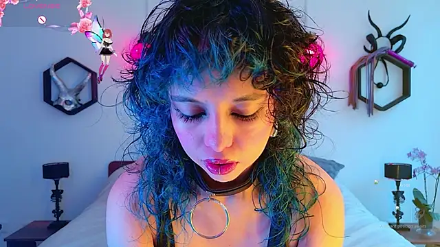 Sweet Chaos online show from 12, 11, 2025