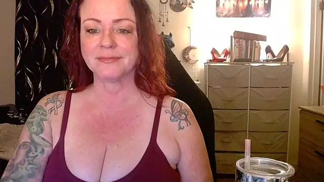 Nikkimastersgirl1091 online show from 17, 2, 2026