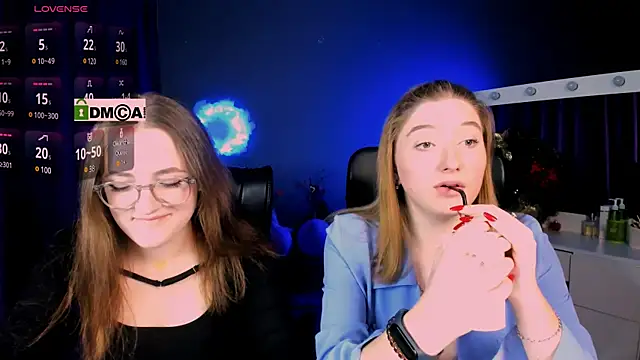 Snapshot of luna_berryy chatting on 4, 2, 2025 luna berryy online show from 4, 2, 2025