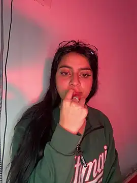 Snapshot of Cassie-millers chatting on 4, 12, 2024 Cassie-millers online show from 4, 12, 2024