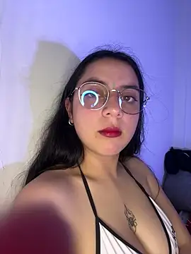 Snapshot of Cassie-millers chatting on 4, 12, 2024 Cassie-millers online show from 4, 12, 2024