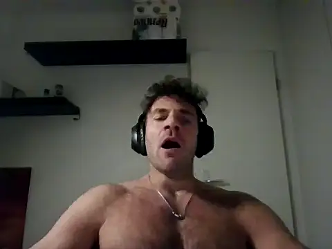 alpha-hunk online show from 9, 11, 2025