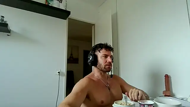 alpha-hunk online show from 9, 3, 2026