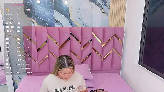 collegepawglovedaddy online show from 11, 3, 2026